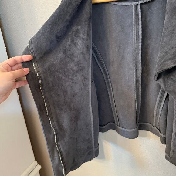 BLANK NYC Legendary Faux Suede Motto Jacket Gray Women's size Medium Biker - Picture 6 of 14